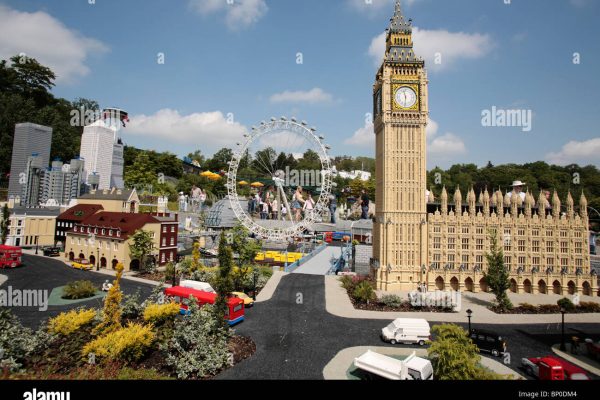 england-berkshire-windsor-details-of-london-at-legoland-showing-big-BP0DM4